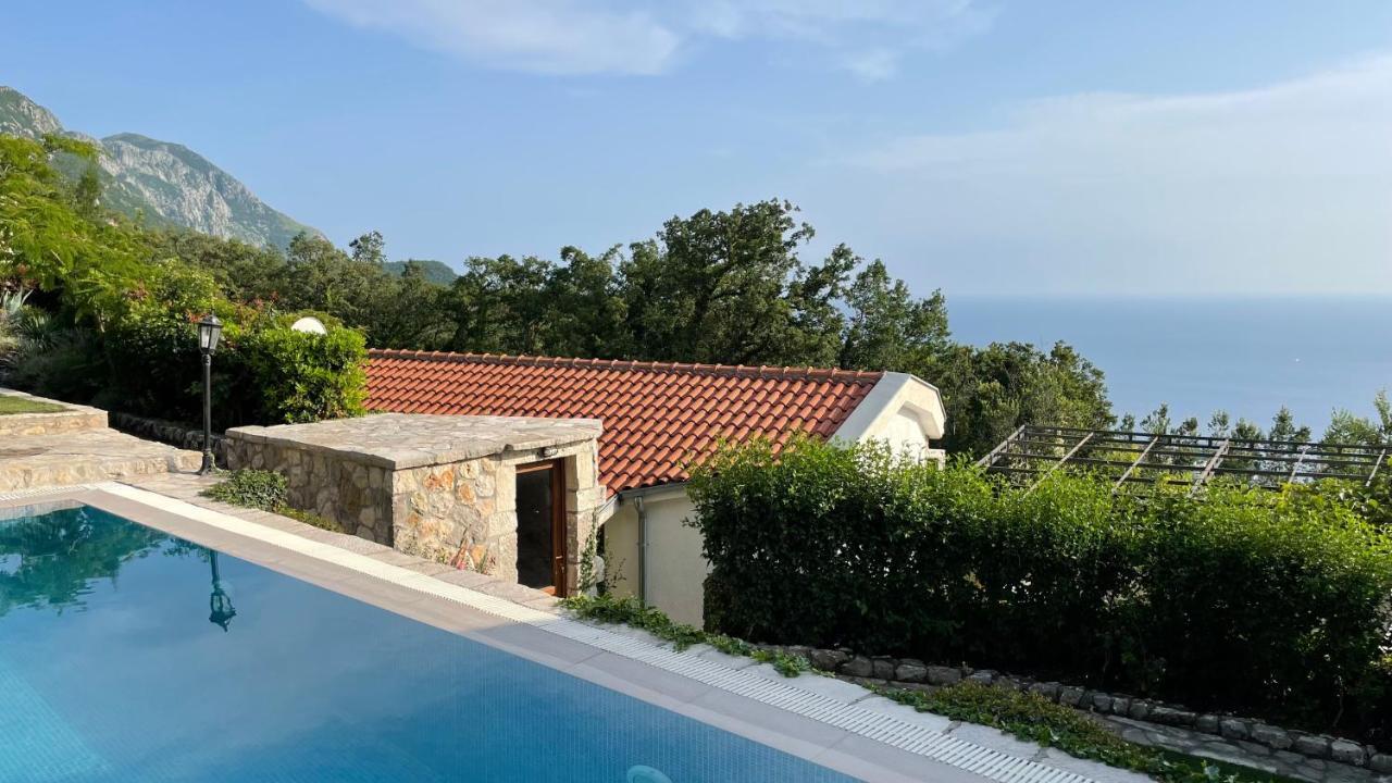 House In The Mountains Near Budva Exteriér fotografie