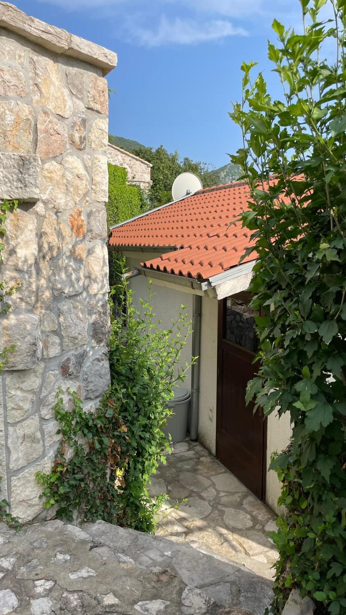 House In The Mountains Near Budva Exteriér fotografie
